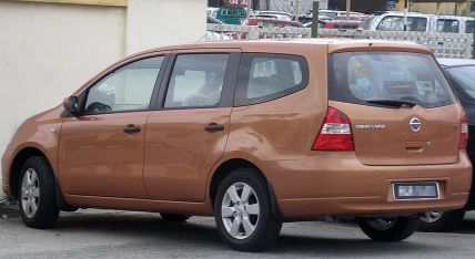 Grand Livina 3